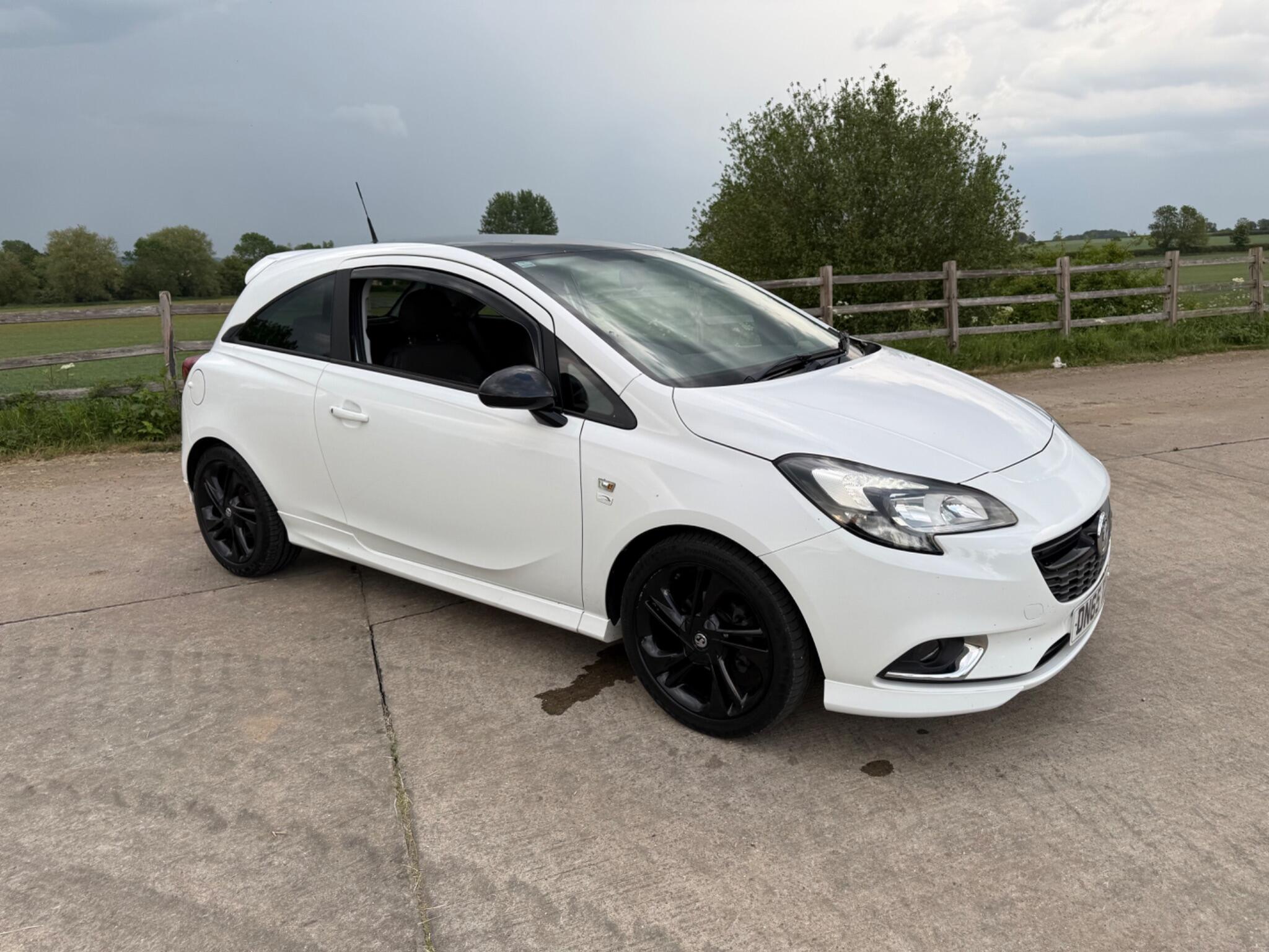 Vauxhall Corsa 1.4i ecoTEC Limited Edition Euro 6 3dr — photo 49 of 96